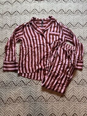 Anthropologie Pink and Burgundy Striped XS 100% Viscose Pajama Set Cute Pj’s